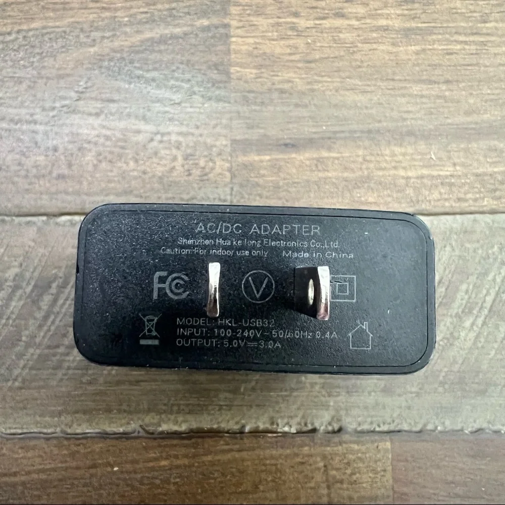 ✅ Soonhua AC/DC triple USB adapter